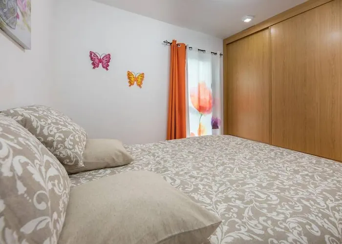 Lejlighed Vicino Al Porto Confortevole Wi-fi Aria Condizionata *